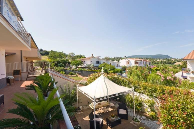 B&B Poggio Del Sole Numana Bagian luar foto